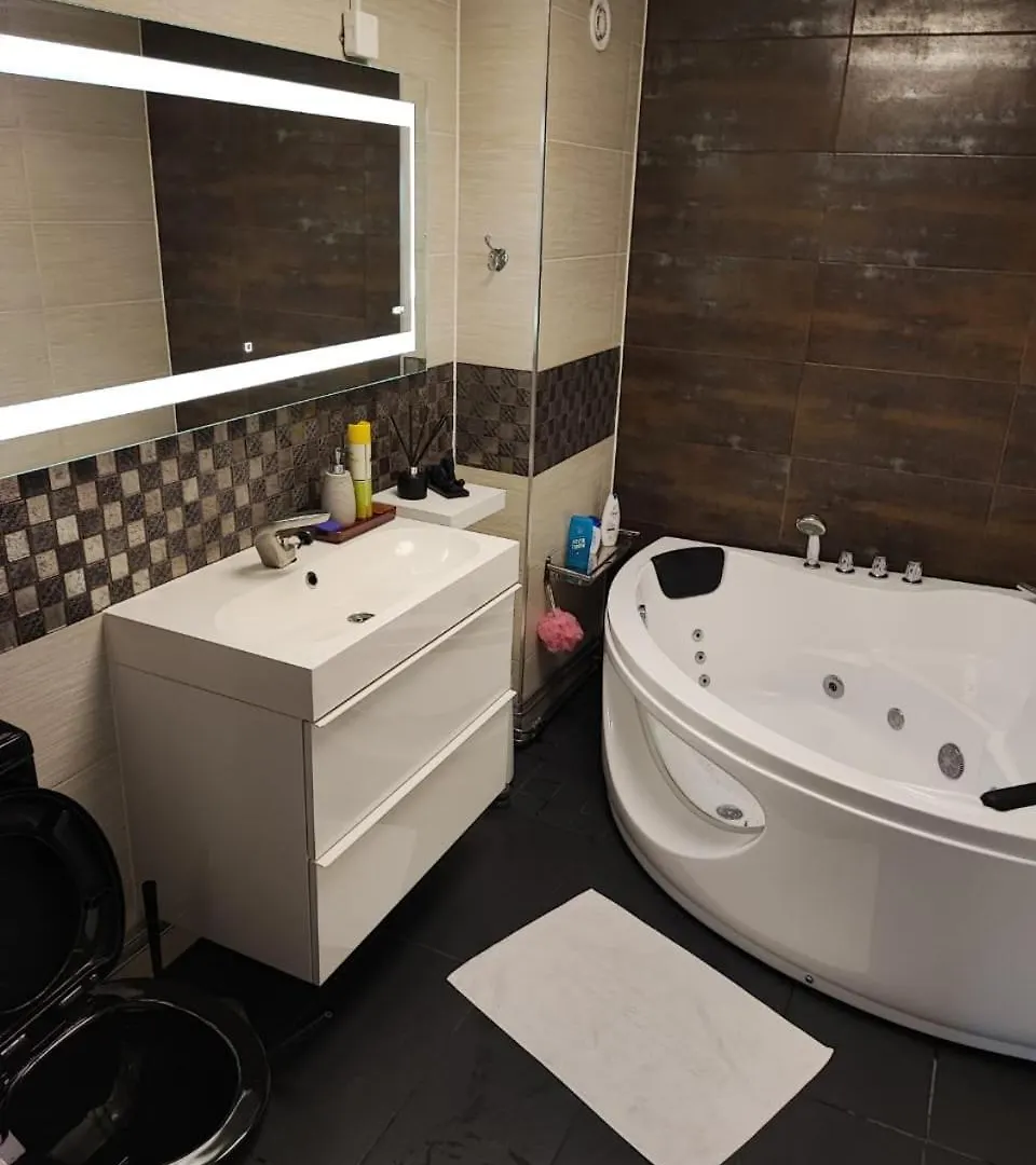 10 Beds For Workers Villa Gothenburg