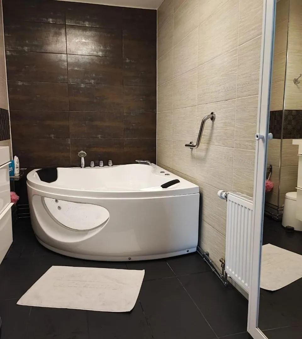 10 Beds For Workers Villa Gothenburg