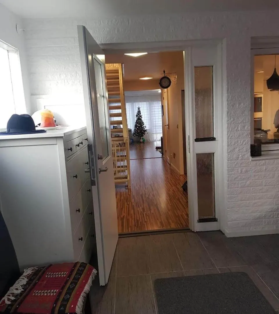 10 Beds For Workers Villa Gothenburg 0*,