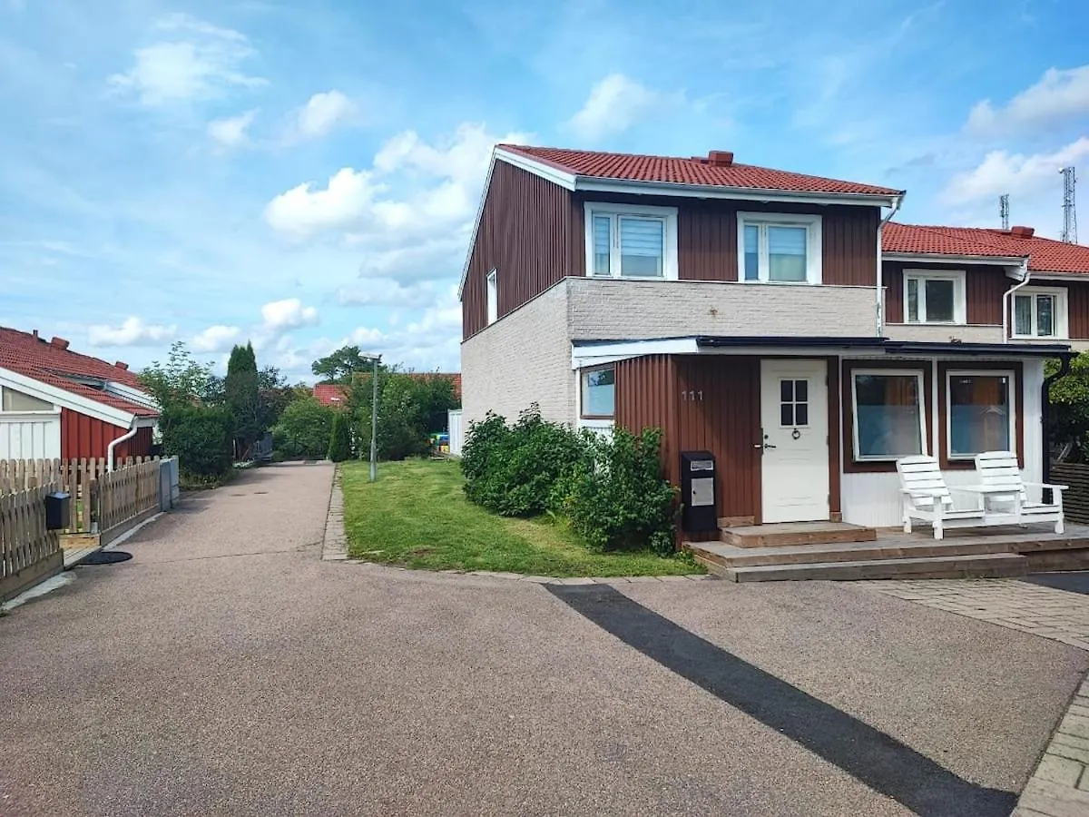 10 Beds For Workers Villa Gothenburg