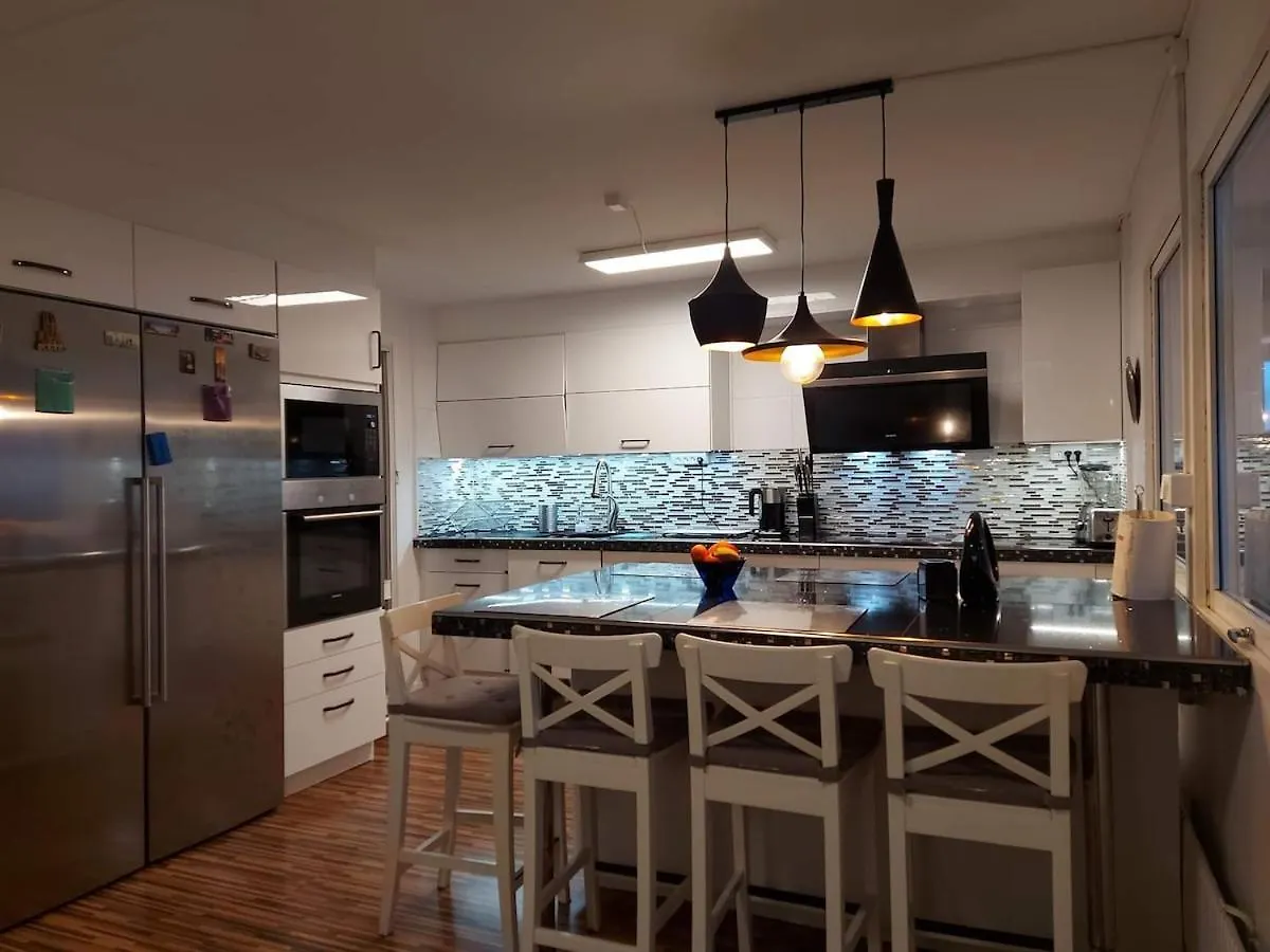10 Beds For Workers Villa Gothenburg 0*,  Sweden